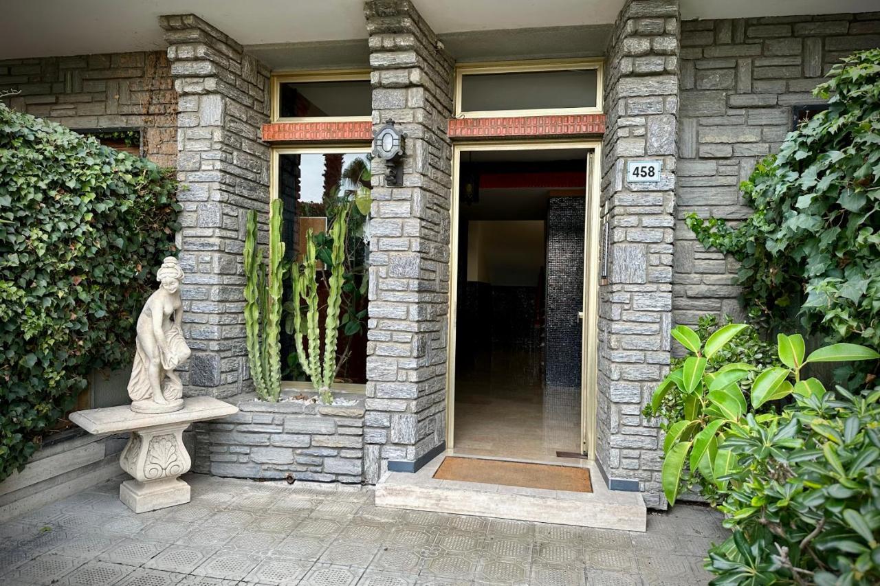 Appartamento Degli Inglesi Sanremo Exterior photo
